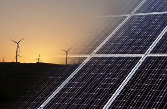 Comment installer des panneaux solaires chez soi ?